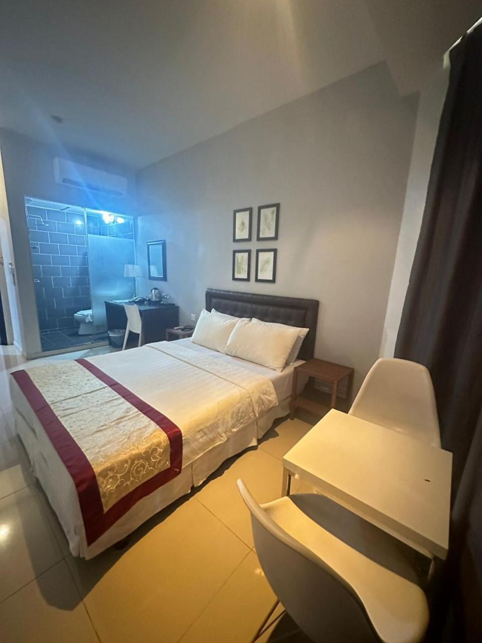 קוטה קינבלו Kingsman Boutique Hotel מראה חיצוני תמונה